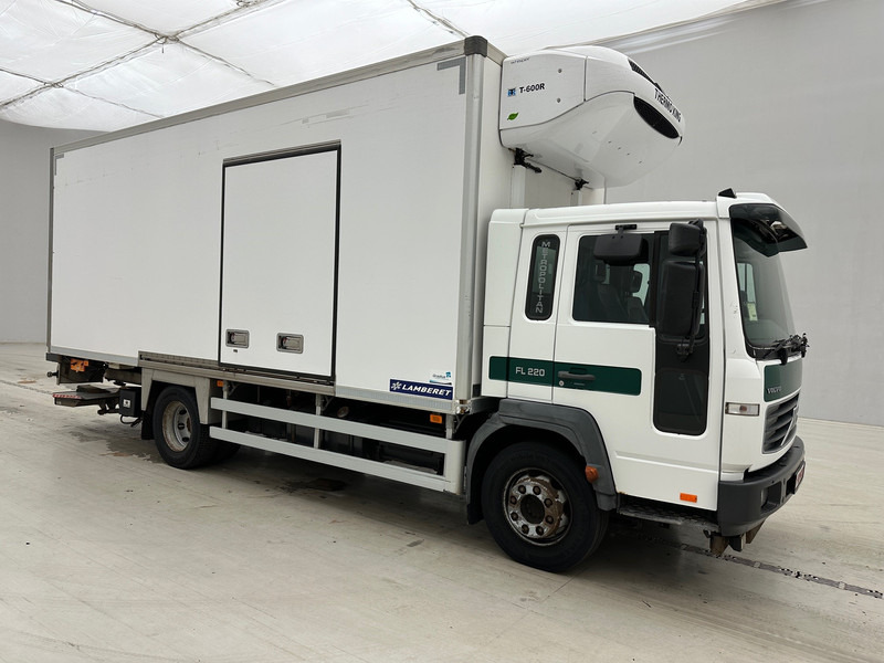 Volvo FL 220* - Camión frigorífico: foto 3 Volvo FL 220* - Camión frigorífico: foto 3