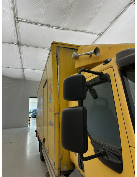 Camión caja cerrada Volvo FL 240: foto 8