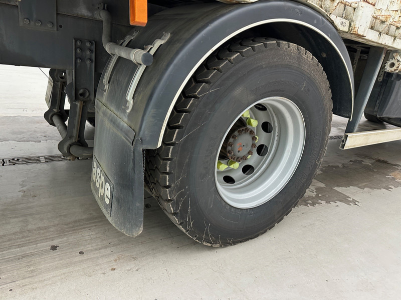 Volvo FL12.380 - Camión portavehículos: foto 4 Volvo FL12.380 - Camión portavehículos: foto 4
