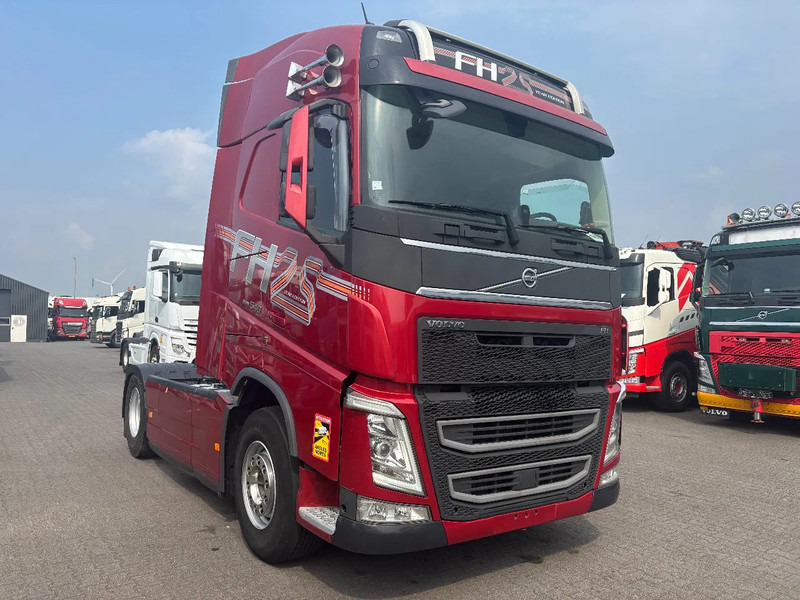 Volvo FH 540 FH 540 Dual Clutch Globetrotter Euro 6 - Cabeza tractora: foto 2 Volvo FH 540 FH 540 Dual Clutch Globetrotter Euro 6 - Cabeza tractora: foto 2