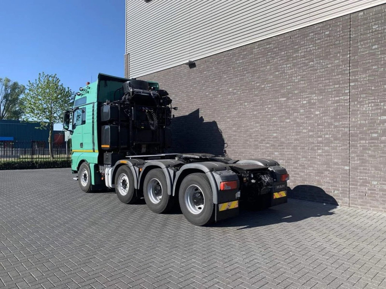 MAN TGX 41.680 V8 8X4 HEAVY DUTY TRACTOR 250 TONS - Cabeza tractora: foto 3 MAN TGX 41.680 V8 8X4 HEAVY DUTY TRACTOR 250 TONS - Cabeza tractora: foto 3