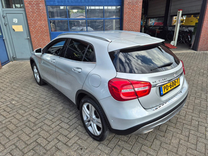 Coche Mercedes-Benz GLA 200 automaat Prestige: foto 13