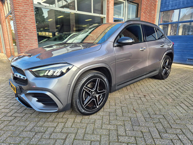 Mercedes-Benz GLA 250 E Hybrid AMG line - Coche: foto 1 Mercedes-Benz GLA 250 E Hybrid AMG line - Coche: foto 1