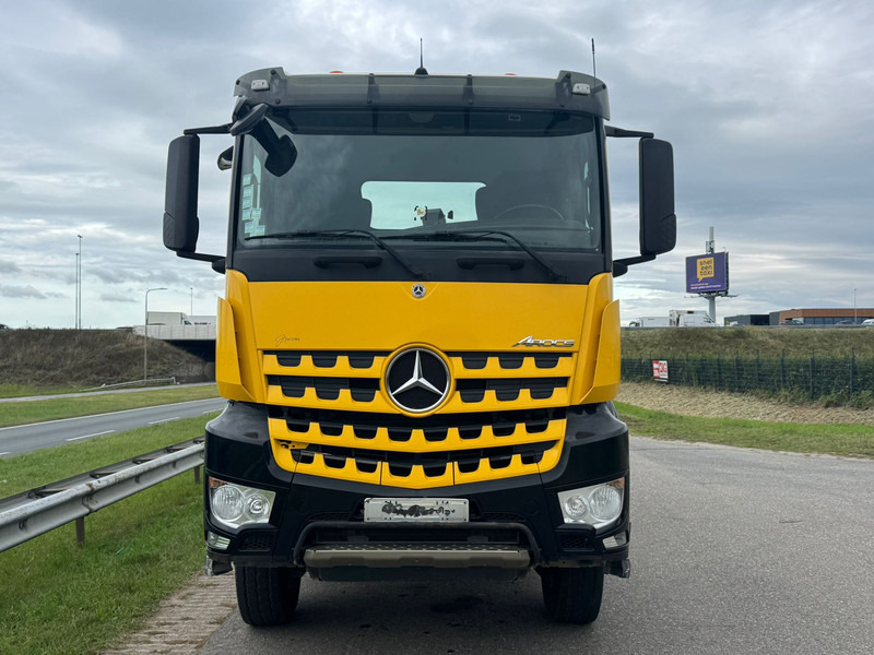 MERCEDESBENZ AROCS 3345 - Cabeza tractora: foto 5 MERCEDESBENZ AROCS 3345 - Cabeza tractora: foto 5