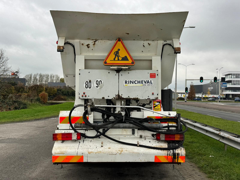 MERCEDESBENZ Axor 2533 6x2x4 Rincheval Bitumensprayer / chip spreader - Camión: foto 4 MERCEDESBENZ Axor 2533 6x2x4 Rincheval Bitumensprayer / chip spreader - Camión: foto 4