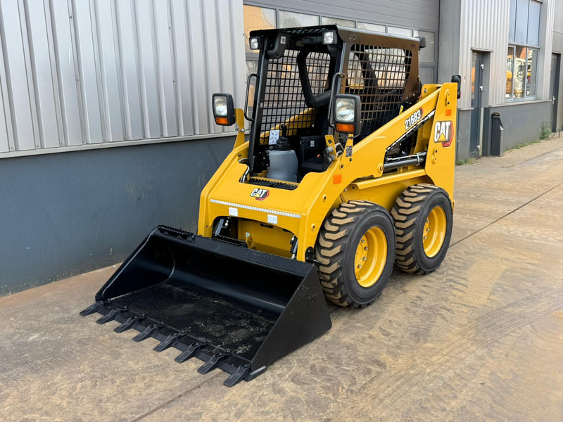 Caterpillar 216B3 - Cargadora: foto 3 Caterpillar 216B3 - Cargadora: foto 3