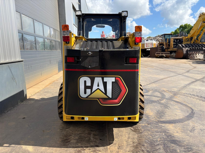 Caterpillar 216B3 - Cargadora: foto 4 Caterpillar 216B3 - Cargadora: foto 4