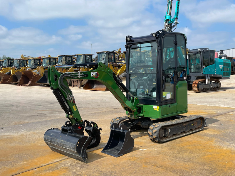 Caterpillar 302CR - Verachtert QC + 3 buckets & full options - Excavadora de cadenas: foto 2 Caterpillar 302CR - Verachtert QC + 3 buckets & full options - Excavadora de cadenas: foto 2