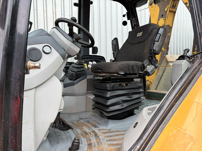 Retroexcavadora Caterpillar 444E: foto 20 Retroexcavadora Caterpillar 444E: foto 20