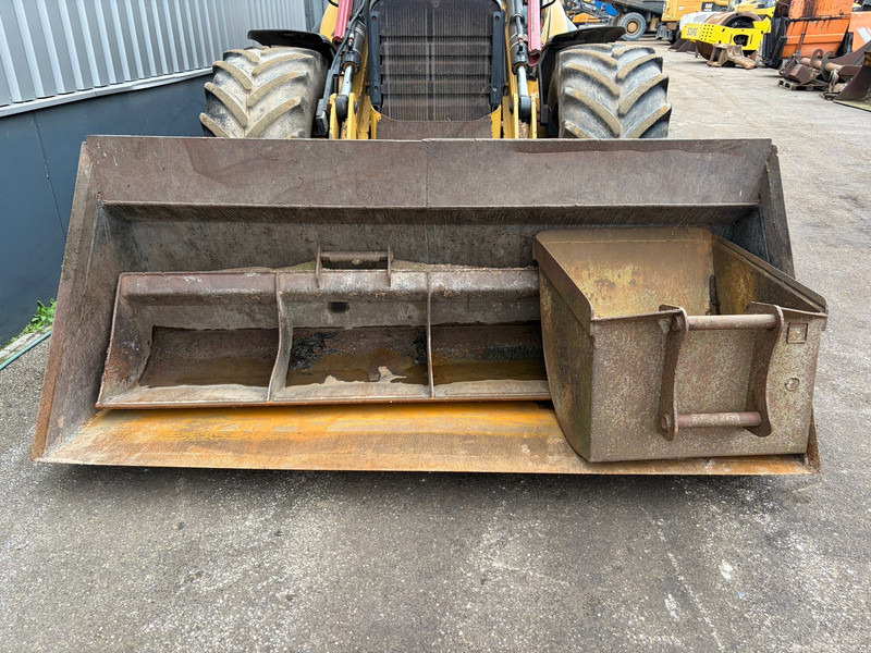 Retroexcavadora Caterpillar 444E: foto 13 Retroexcavadora Caterpillar 444E: foto 13