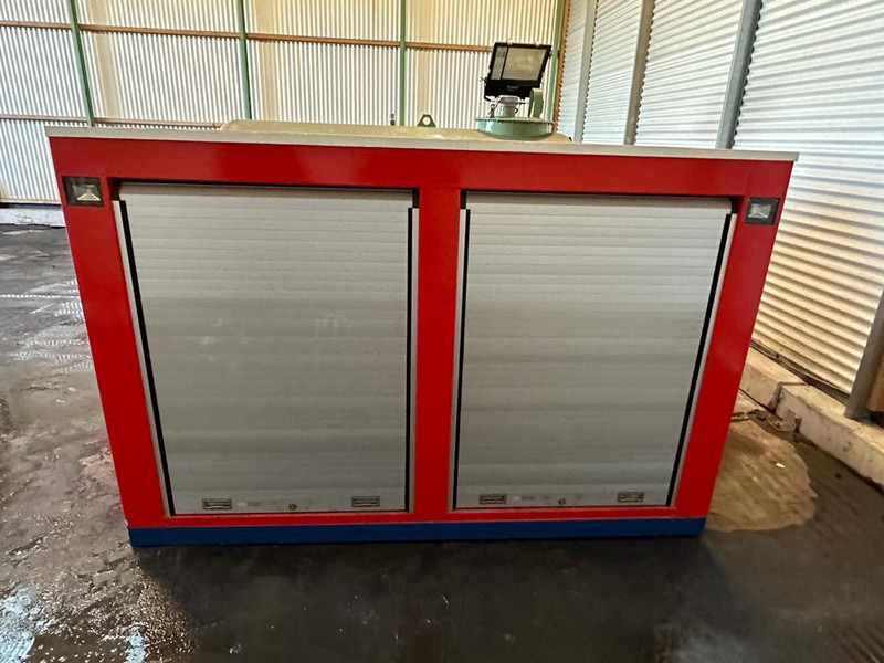 Emiliana Serbatoi Service Truck Structure / NEW - Tanque de almacenamiento: foto 4 Emiliana Serbatoi Service Truck Structure / NEW - Tanque de almacenamiento: foto 4