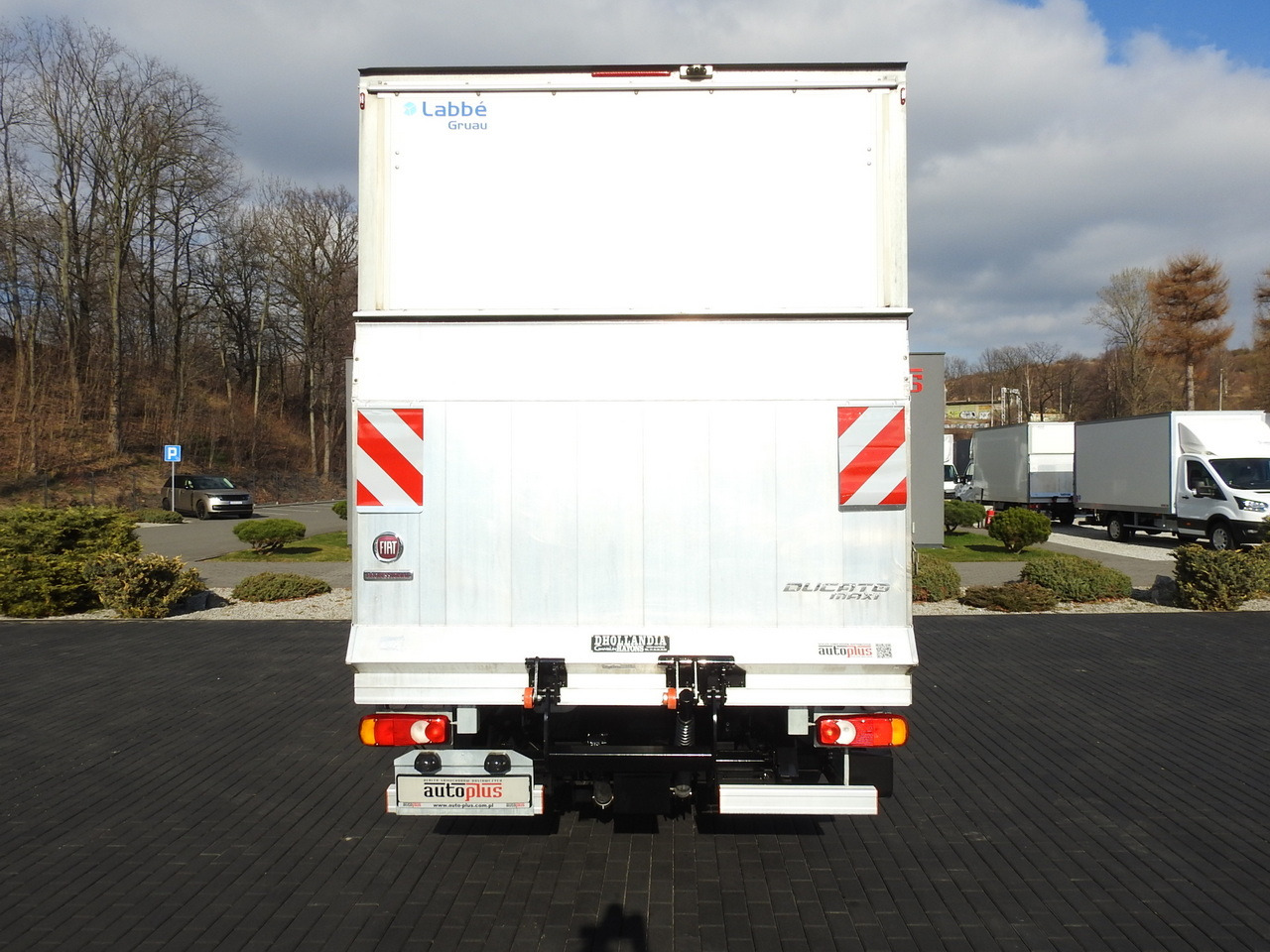 Furgoneta frigorifica FIAT DUCATO BOX LIFT 8 PALLETS CRUISE CONTROL NAVIGATION LED LIGHTS AIR CONDITIONING 130HP: foto 10 Furgoneta frigorifica FIAT DUCATO BOX LIFT 8 PALLETS CRUISE CONTROL NAVIGATION LED LIGHTS AIR CONDITIONING 130HP: foto 10