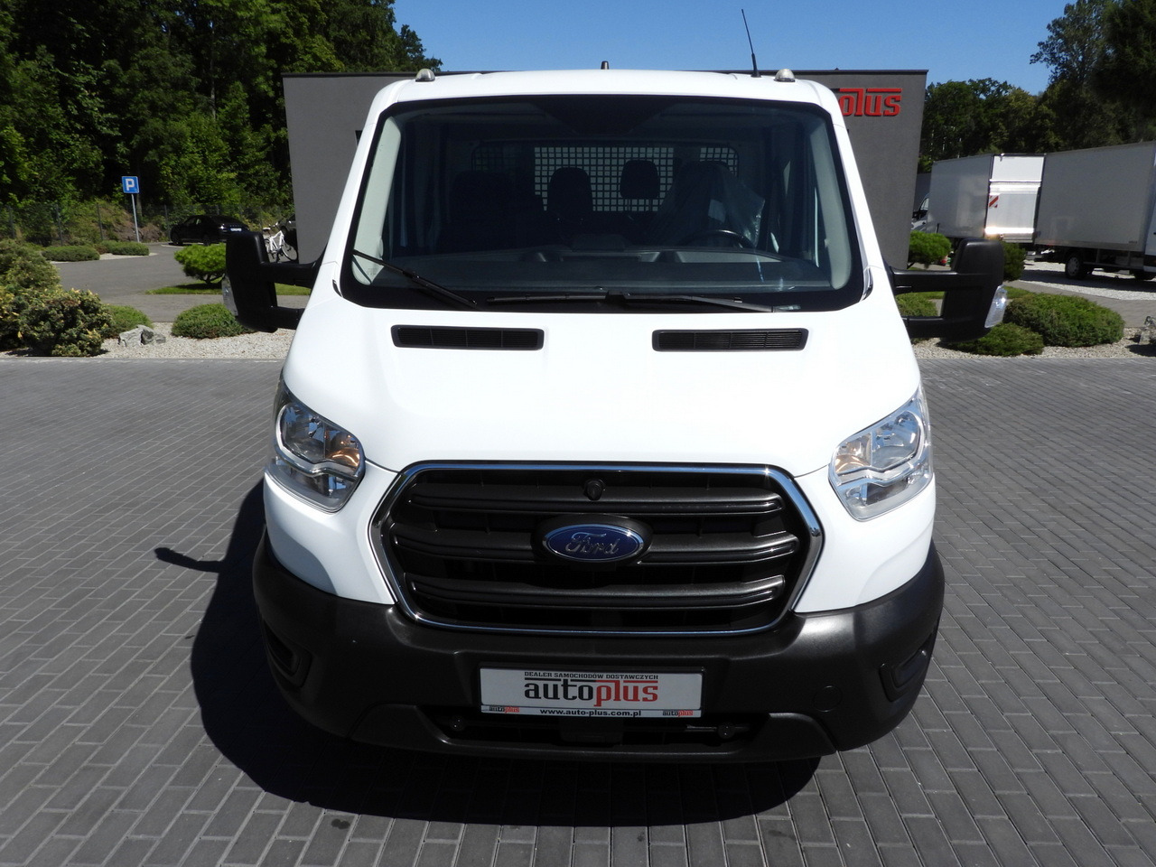 FORD TRANSIT STAKE BODY DOUBLE CABIN DOKA 7 SEATS TWIN WHEELS AIR CONDITIONING 130HP - Furgoneta caja abierta: foto 5 FORD TRANSIT STAKE BODY DOUBLE CABIN DOKA 7 SEATS TWIN WHEELS AIR CONDITIONING 130HP - Furgoneta caja abierta: foto 5