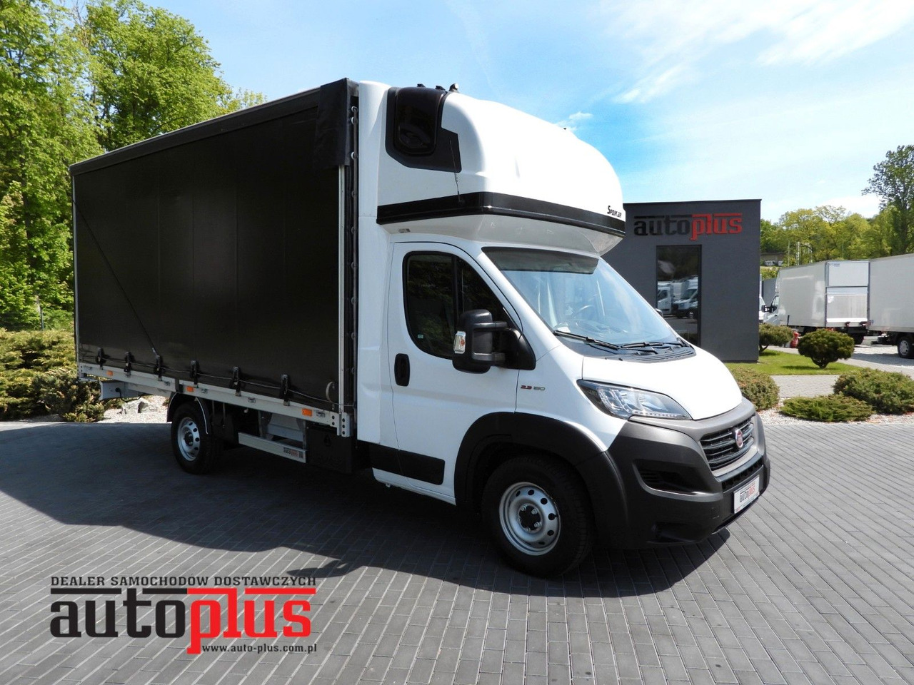 Fiat DUCATO PRITSCHE PLANE 10 PALETTEN WEBASTO A/C Fiat DUCATO PRITSCHE PLANE 10 PALETTEN WEBASTO A/C - Furgoneta con lona: foto 1 Fiat DUCATO PRITSCHE PLANE 10 PALETTEN WEBASTO A/C Fiat DUCATO PRITSCHE PLANE 10 PALETTEN WEBASTO A/C - Furgoneta con lona: foto 1