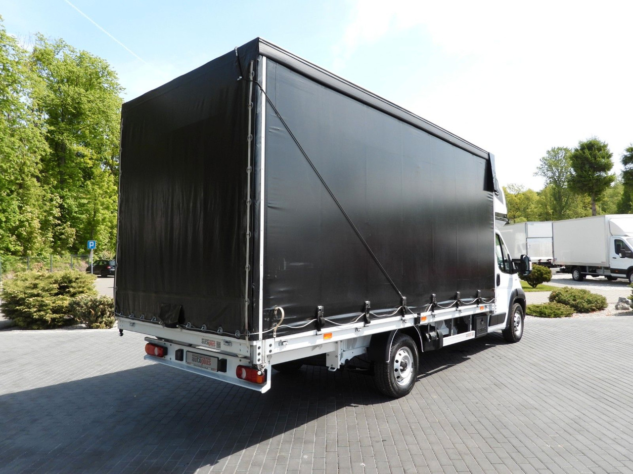 Fiat DUCATO PRITSCHE PLANE 10 PALETTEN WEBASTO A/C Fiat DUCATO PRITSCHE PLANE 10 PALETTEN WEBASTO A/C - Furgoneta con lona: foto 3 Fiat DUCATO PRITSCHE PLANE 10 PALETTEN WEBASTO A/C Fiat DUCATO PRITSCHE PLANE 10 PALETTEN WEBASTO A/C - Furgoneta con lona: foto 3