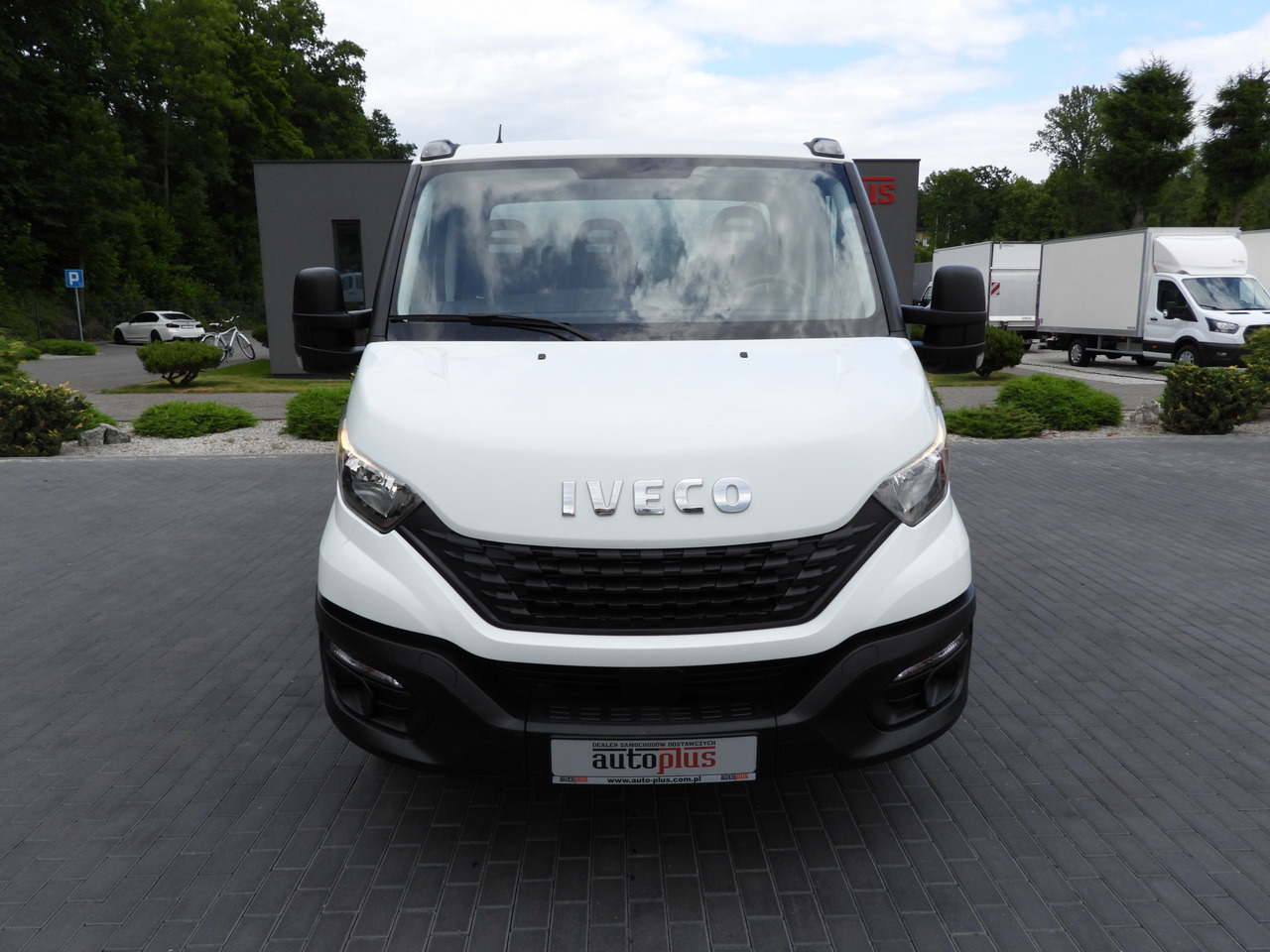 IVECO DAILY 35C16 TIPPER CRUISE CONTROL TWIN WHEELS AIR CONDITIONING 160HP - Furgoneta basculante: foto 5 IVECO DAILY 35C16 TIPPER CRUISE CONTROL TWIN WHEELS AIR CONDITIONING 160HP - Furgoneta basculante: foto 5