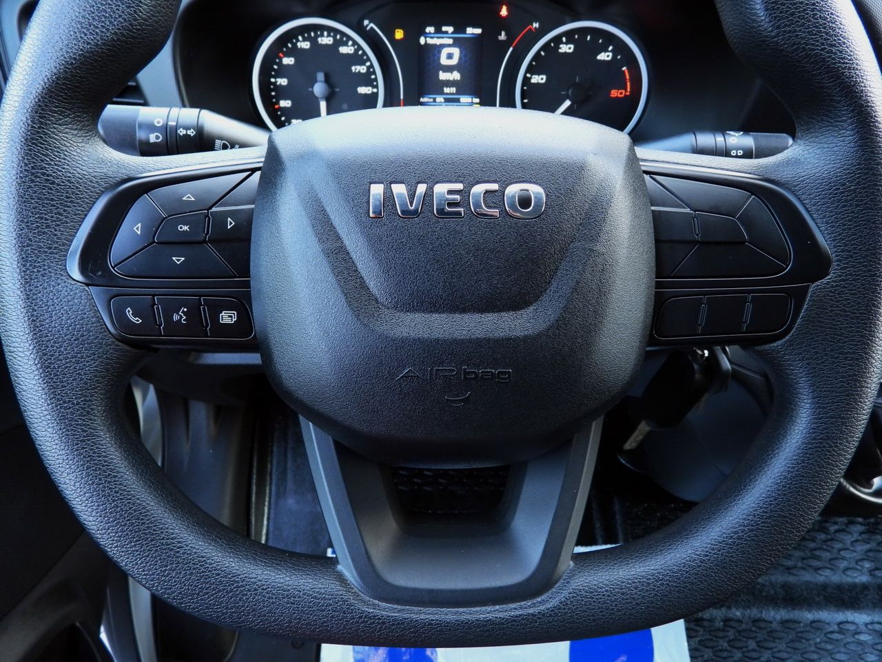 Furgoneta frigorifica IVECO DAILY 35S14 REFRIGERATOR VAN 0*C POWER SUPPLY 230V NAVIGATION AUTOMATIC TRANSMISSION  AIR CONDITIONING  140HP: foto 42