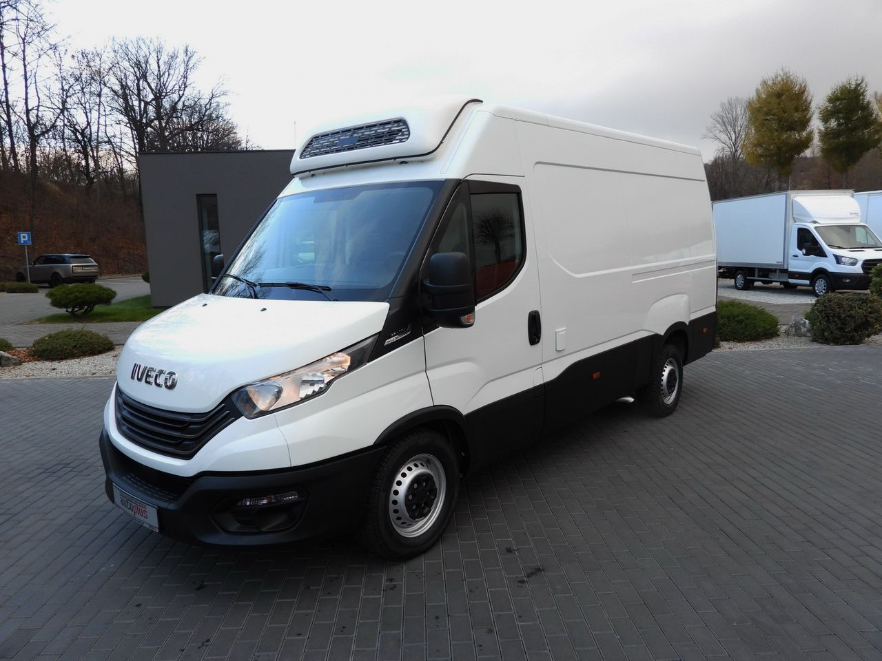 Furgoneta frigorifica IVECO DAILY 35S14 REFRIGERATOR VAN 0*C POWER SUPPLY 230V NAVIGATION AUTOMATIC TRANSMISSION  AIR CONDITIONING  140HP: foto 18