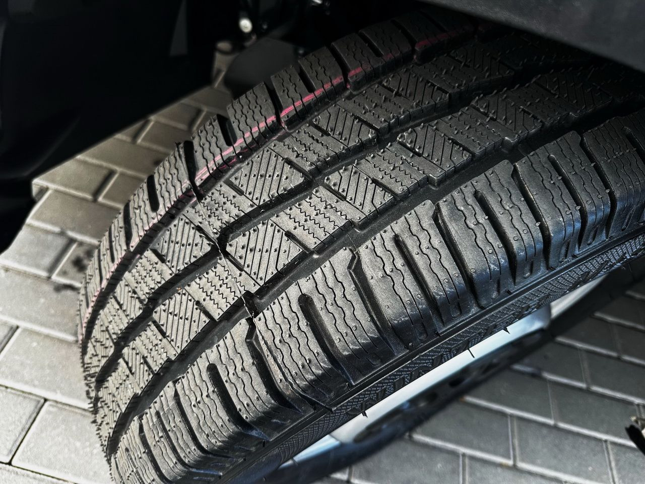 Furgoneta frigorifica IVECO DAILY 35S14 REFRIGERATOR VAN 0*C POWER SUPPLY 230V NAVIGATION AUTOMATIC TRANSMISSION  AIR CONDITIONING  140HP: foto 33