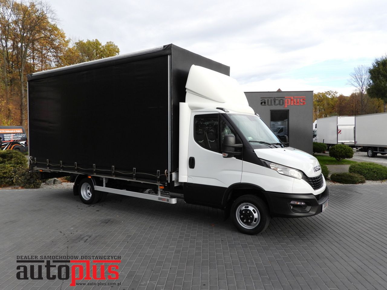 IVECO DAILY 50C17 TARPAULIN 10 PALLETS CRUISE CONTROL PNEUMATICS TWIN WHEELS AIR CONDITIONING  180HP - Furgoneta con lona: foto 1 IVECO DAILY 50C17 TARPAULIN 10 PALLETS CRUISE CONTROL PNEUMATICS TWIN WHEELS AIR CONDITIONING  180HP - Furgoneta con lona: foto 1