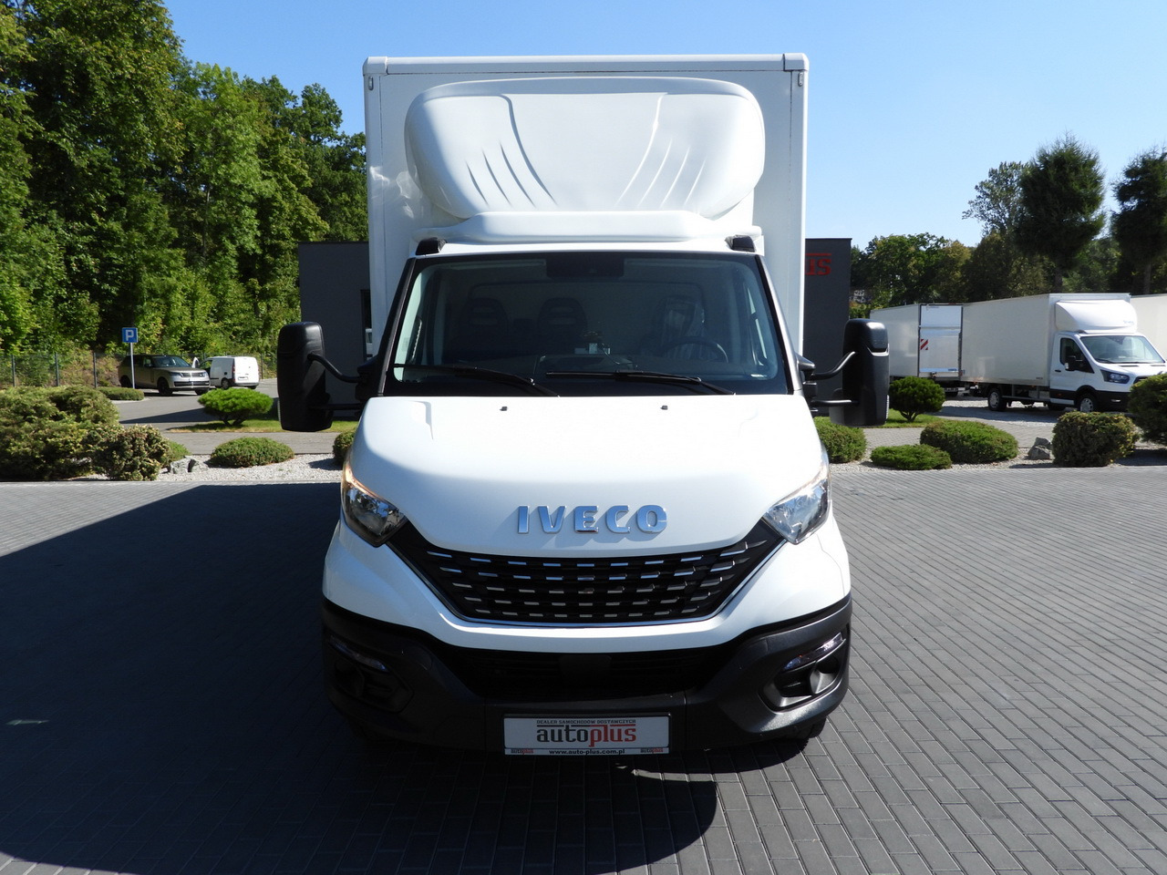 IVECO DAILY 72C18 LIFT 14 PALLETS CRUISE CONTROL PNEUMATICS AUTOMATIC TRANSMISSION HI-MATIC TWIN WHEELS AIR CONDITIONING 180HP - Furgoneta caja cerrada: foto 5 IVECO DAILY 72C18 LIFT 14 PALLETS CRUISE CONTROL PNEUMATICS AUTOMATIC TRANSMISSION HI-MATIC TWIN WHEELS AIR CONDITIONING 180HP - Furgoneta caja cerrada: foto 5