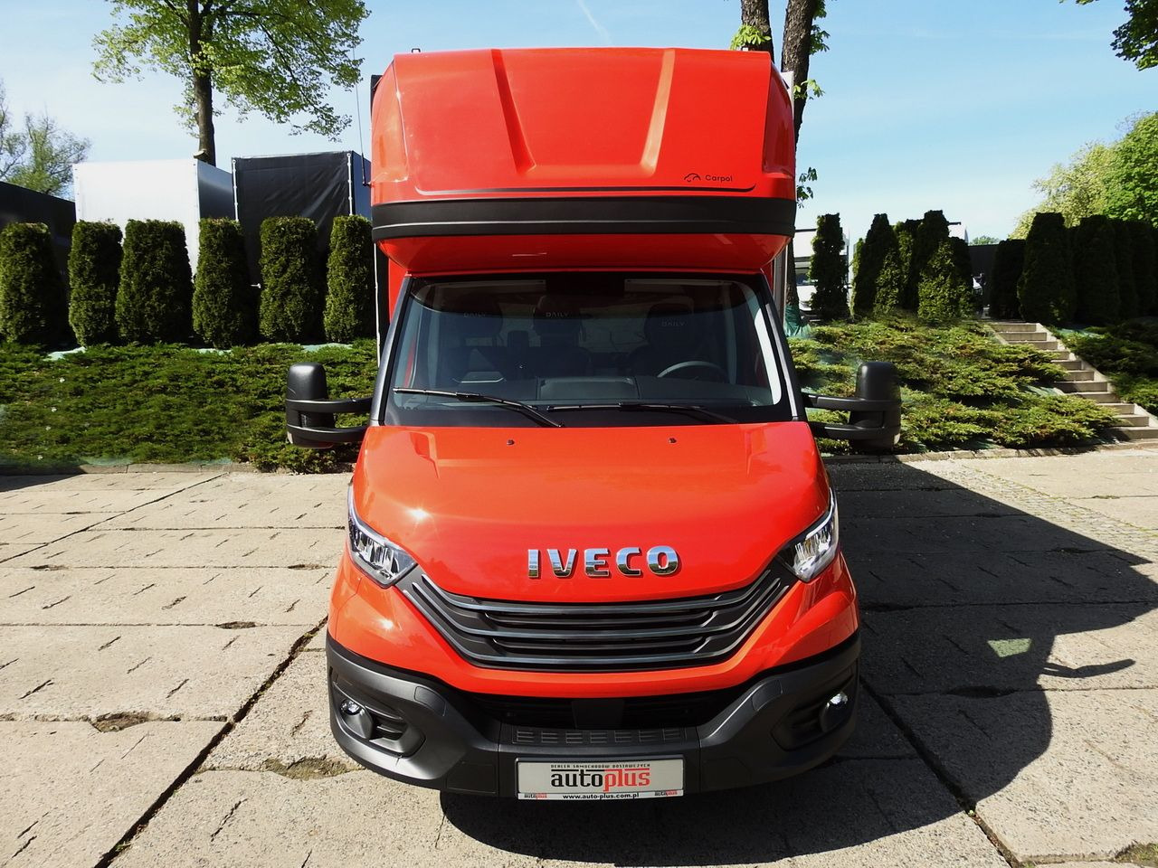 IVECO DAILY NEW TARPAULIN 10 PALLETS WEBASTO CRUISE CONTROL NAVIGATION AIR CONDITIONING LED LIGHTS 180HP - Furgoneta con lona: foto 5 IVECO DAILY NEW TARPAULIN 10 PALLETS WEBASTO CRUISE CONTROL NAVIGATION AIR CONDITIONING LED LIGHTS 180HP - Furgoneta con lona: foto 5