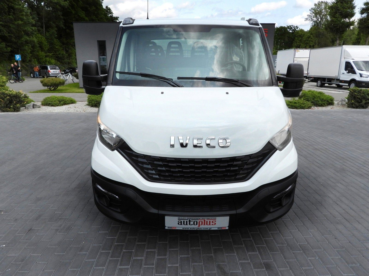Iveco DAILY 35C14 KIPPER DOPPELKABINE DOKA 6 SITZE A/C - Furgoneta basculante, Furgoneta combi: foto 5 Iveco DAILY 35C14 KIPPER DOPPELKABINE DOKA 6 SITZE A/C - Furgoneta basculante, Furgoneta combi: foto 5