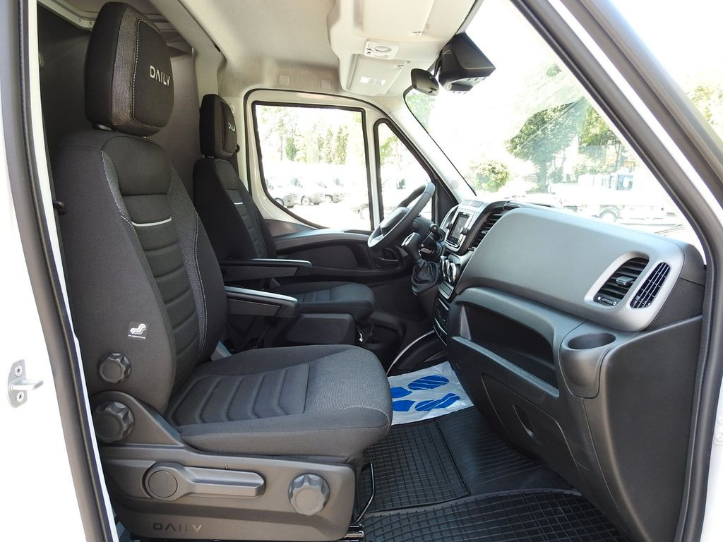 Furgoneta con lona, Furgoneta combi nuevo Iveco DAILY 35S18 NEUE PRITSCHE PLANE 8 PALETTEN  A/C: foto 26