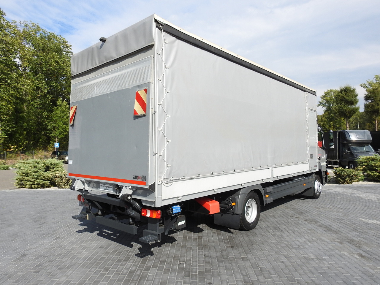 MERCEDES ATEGO 1221 TARPAULIN LIFT 16 PALLETS WEBASTO AIR CONDITIONING PNEUMATICS TWIN WHEELS 230HP - Camión lona: foto 3 MERCEDES ATEGO 1221 TARPAULIN LIFT 16 PALLETS WEBASTO AIR CONDITIONING PNEUMATICS TWIN WHEELS 230HP - Camión lona: foto 3