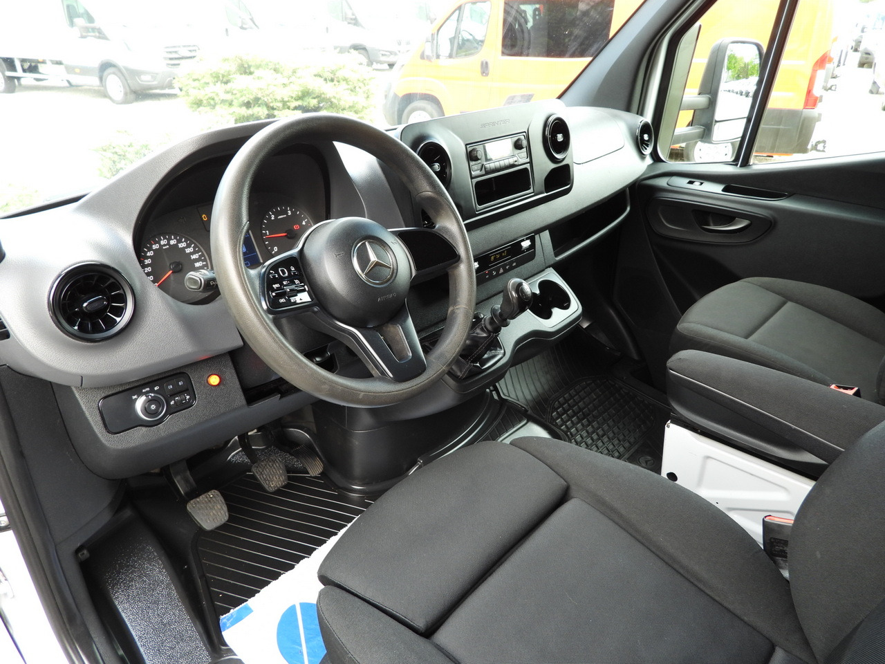 MERCEDES SPRINTER 316 TARPAULIN LIFT 10 PALLETS WEBASTO CRUISE CONTROL PNEUMATICS AIR CONDITIONING 160HP - Furgoneta con lona: foto 2 MERCEDES SPRINTER 316 TARPAULIN LIFT 10 PALLETS WEBASTO CRUISE CONTROL PNEUMATICS AIR CONDITIONING 160HP - Furgoneta con lona: foto 2