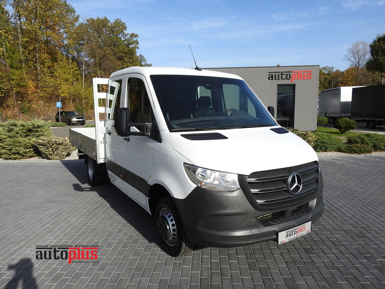 MERCEDES SPRINTER 516 STAKE BODY DOUBLE CABIN DOKA 6 SEATS CRUISE CONTROL AIR CONDITIONING TWIN WHEELS 160HP - Furgoneta caja abierta: foto 1 MERCEDES SPRINTER 516 STAKE BODY DOUBLE CABIN DOKA 6 SEATS CRUISE CONTROL AIR CONDITIONING TWIN WHEELS 160HP - Furgoneta caja abierta: foto 1