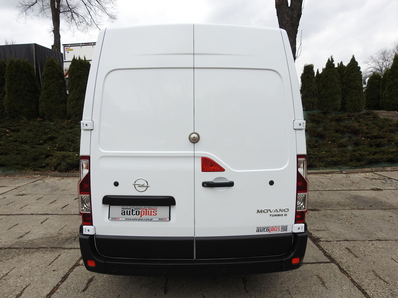 Furgoneta frigorifica OPEL MOVANO REFRIGERATOR VAN 0*C CRUISE CONTROL NAVIGATION AIR CONDITIONING LED LIGHTS  136HP: foto 11 Furgoneta frigorifica OPEL MOVANO REFRIGERATOR VAN 0*C CRUISE CONTROL NAVIGATION AIR CONDITIONING LED LIGHTS  136HP: foto 11
