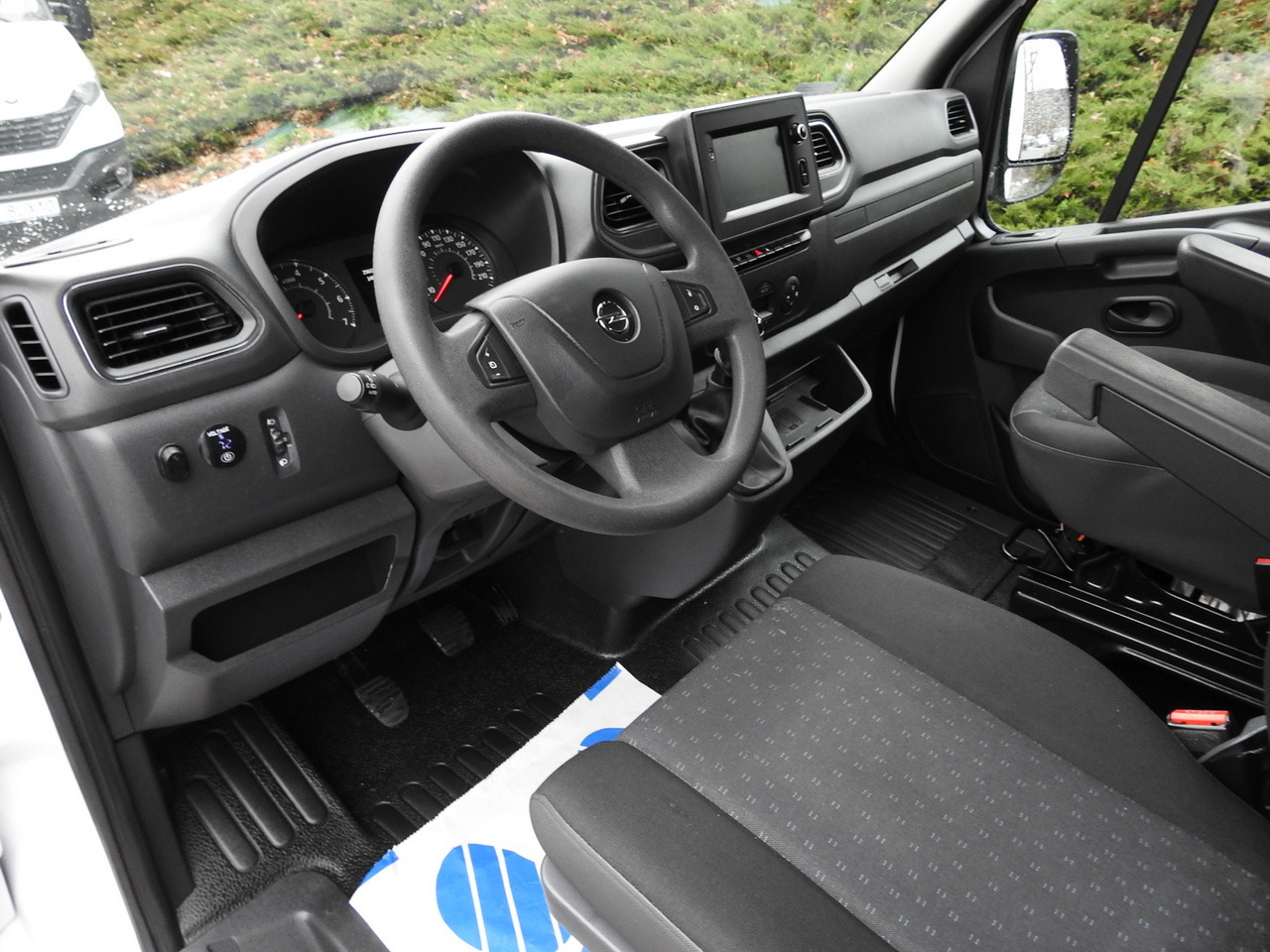 OPEL MOVANO TARPAULIN 10 PALLETS WEBASTO CRUISE CONTROL NAVIGATION AIR CONDITIONING LED LIGHTS PNEUMATICS 165HP - Furgoneta con lona: foto 2 OPEL MOVANO TARPAULIN 10 PALLETS WEBASTO CRUISE CONTROL NAVIGATION AIR CONDITIONING LED LIGHTS PNEUMATICS 165HP - Furgoneta con lona: foto 2