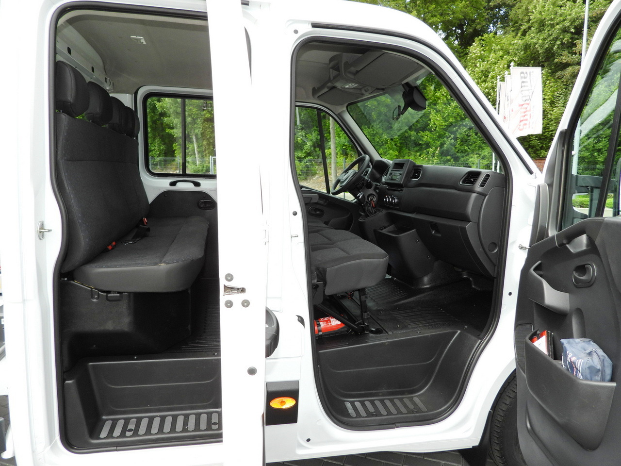 Furgoneta basculante OPEL MOVANO TIPPER DOUBLE CABIN DOKA 7 SEATS LED LIGHTS TWIN WHEELS AIR CONDITIONING  145HP: foto 37