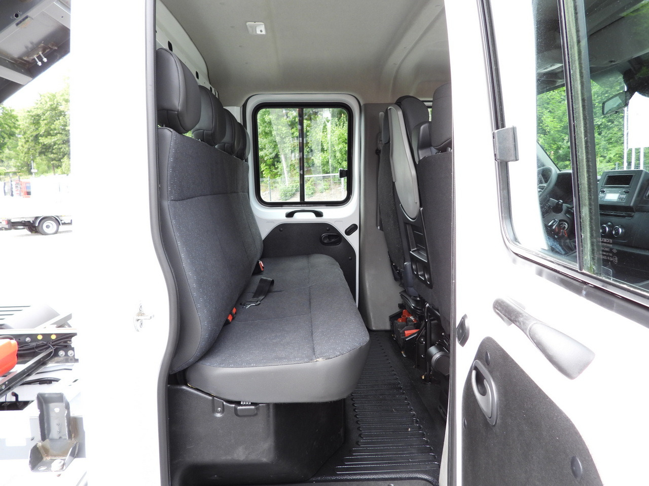 Furgoneta basculante OPEL MOVANO TIPPER DOUBLE CABIN DOKA 7 SEATS LED LIGHTS TWIN WHEELS AIR CONDITIONING  145HP: foto 38