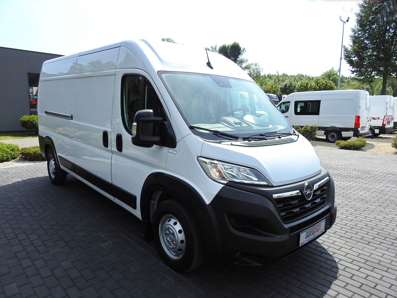 OPEL MOVANO VAN CRUISE CONTROL AIR CONDITIONING 140HP - Furgón: foto 4 OPEL MOVANO VAN CRUISE CONTROL AIR CONDITIONING 140HP - Furgón: foto 4