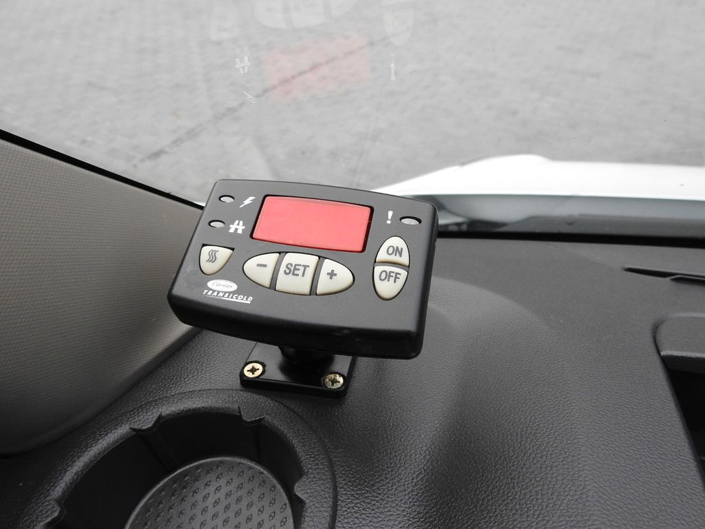 Furgoneta frigorifica Opel MOVANO KÜHLKASTENWAGEN 0*C TEMPOMAT NAVIGATION: foto 24