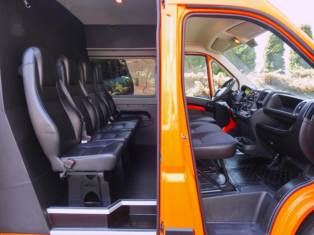 Furgón PEUGEOT BOXER BOX DELIVERY VAN 7 SEATS AIR CONDITIONING  120HP: foto 33