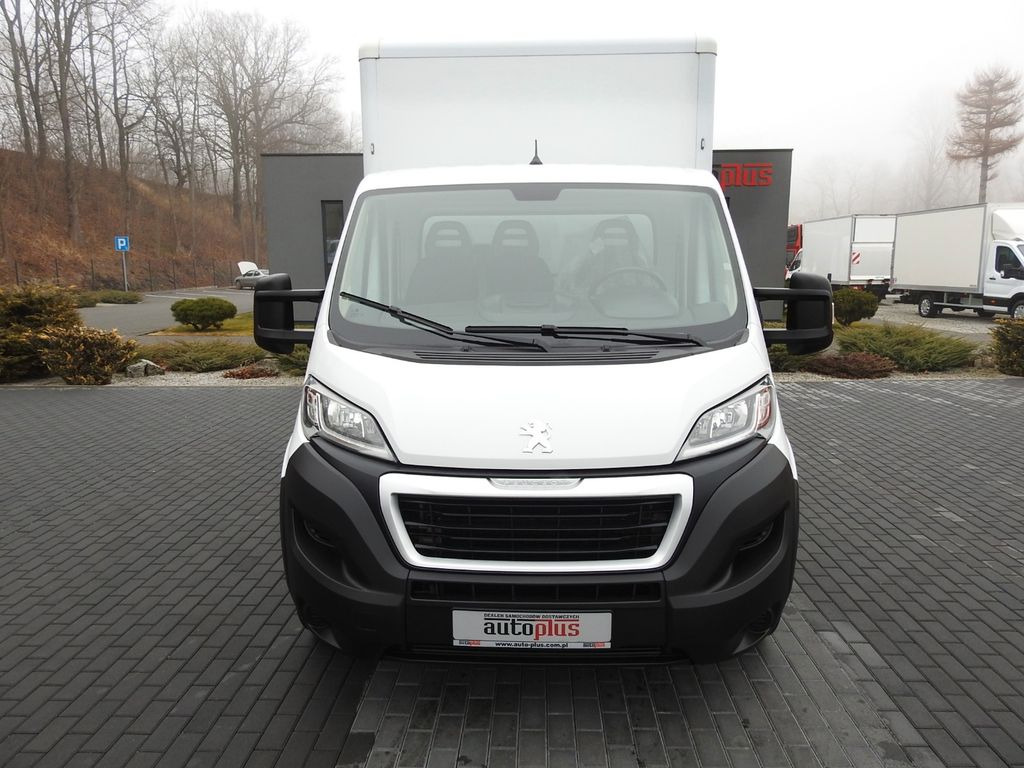Peugeot BOXER KOFFER AUFZUG 8 PALETTEN TEMPOMAT A/C - Furgoneta caja cerrada: foto 5 Peugeot BOXER KOFFER AUFZUG 8 PALETTEN TEMPOMAT A/C - Furgoneta caja cerrada: foto 5