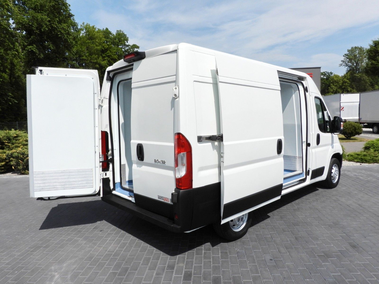 Peugeot BOXER KÜHLKASTENWAGEN -10*C TEMPOMAT - Furgoneta frigorifica: foto 3 Peugeot BOXER KÜHLKASTENWAGEN -10*C TEMPOMAT - Furgoneta frigorifica: foto 3