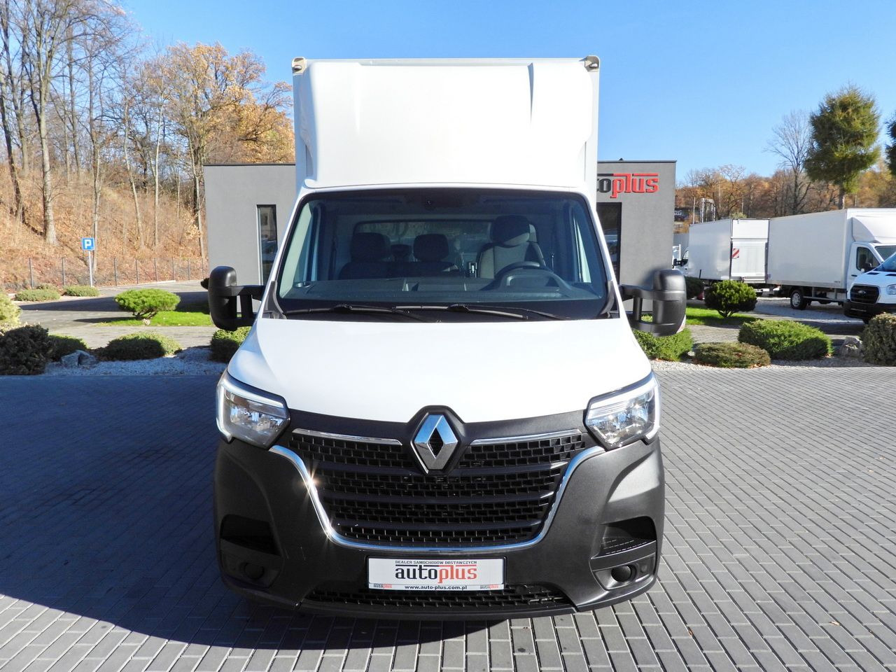 RENAULT MASTER BOX 8 PALLETS CRUISE CONTROL NAVIGATION LED LIGHTS AIR CONDITIONING 145HP - Furgoneta caja cerrada: foto 5 RENAULT MASTER BOX 8 PALLETS CRUISE CONTROL NAVIGATION LED LIGHTS AIR CONDITIONING 145HP - Furgoneta caja cerrada: foto 5