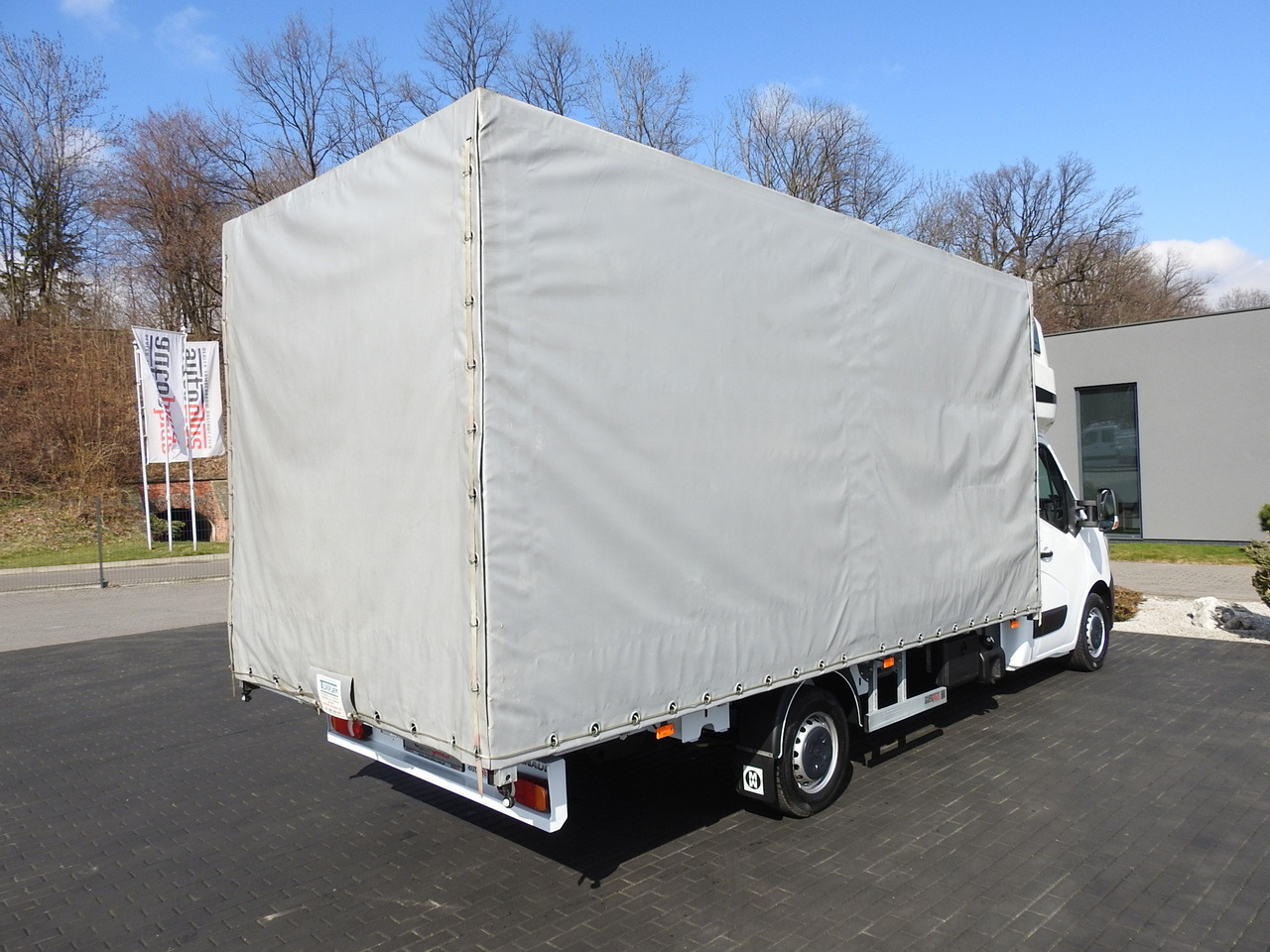 Furgoneta con lona RENAULT MASTER  TARPAULIN 10 PALLETS WEBASTO CRUISE CONTROL LED LIGHTS PNEUMATICS AIR CONDITIONING  165HP: foto 13