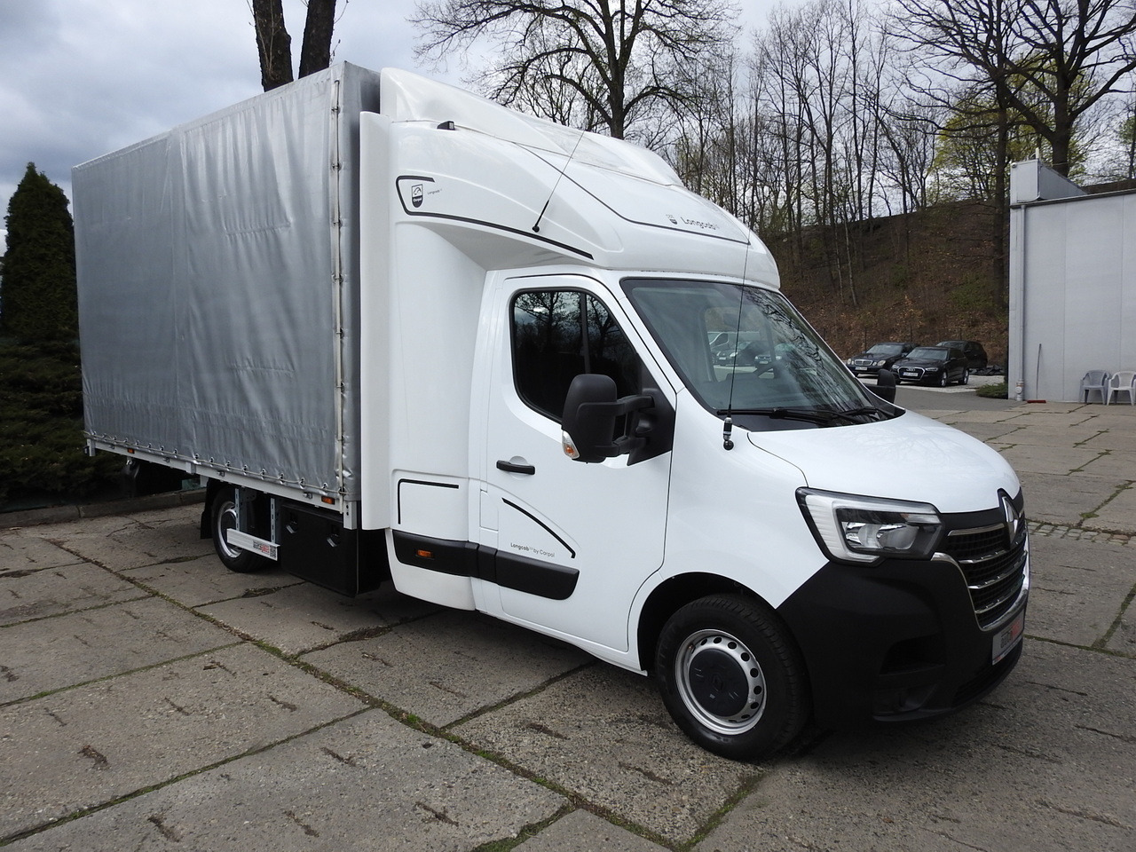 RENAULT MASTER TARPAULIN 10 PALLETS WEBASTO CRUISE CONTROL NAVIGATION AIR CONDITIONING LED LIGHTS PNEUMATICS 165HP - Furgoneta con lona: foto 4 RENAULT MASTER TARPAULIN 10 PALLETS WEBASTO CRUISE CONTROL NAVIGATION AIR CONDITIONING LED LIGHTS PNEUMATICS 165HP - Furgoneta con lona: foto 4