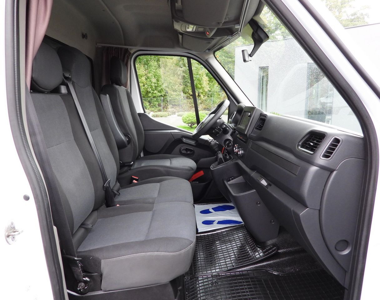 Leasing de RENAULT MASTER TARPAULIN 12 PALLETS WEBASTO CRUISE CONTROL NAVIGATION LED LIGHTS PNEUMATICS AIR CONDITIONING  165HP RENAULT MASTER TARPAULIN 12 PALLETS WEBASTO CRUISE CONTROL NAVIGATION LED LIGHTS PNEUMATICS AIR CONDITIONING  165HP: foto 37