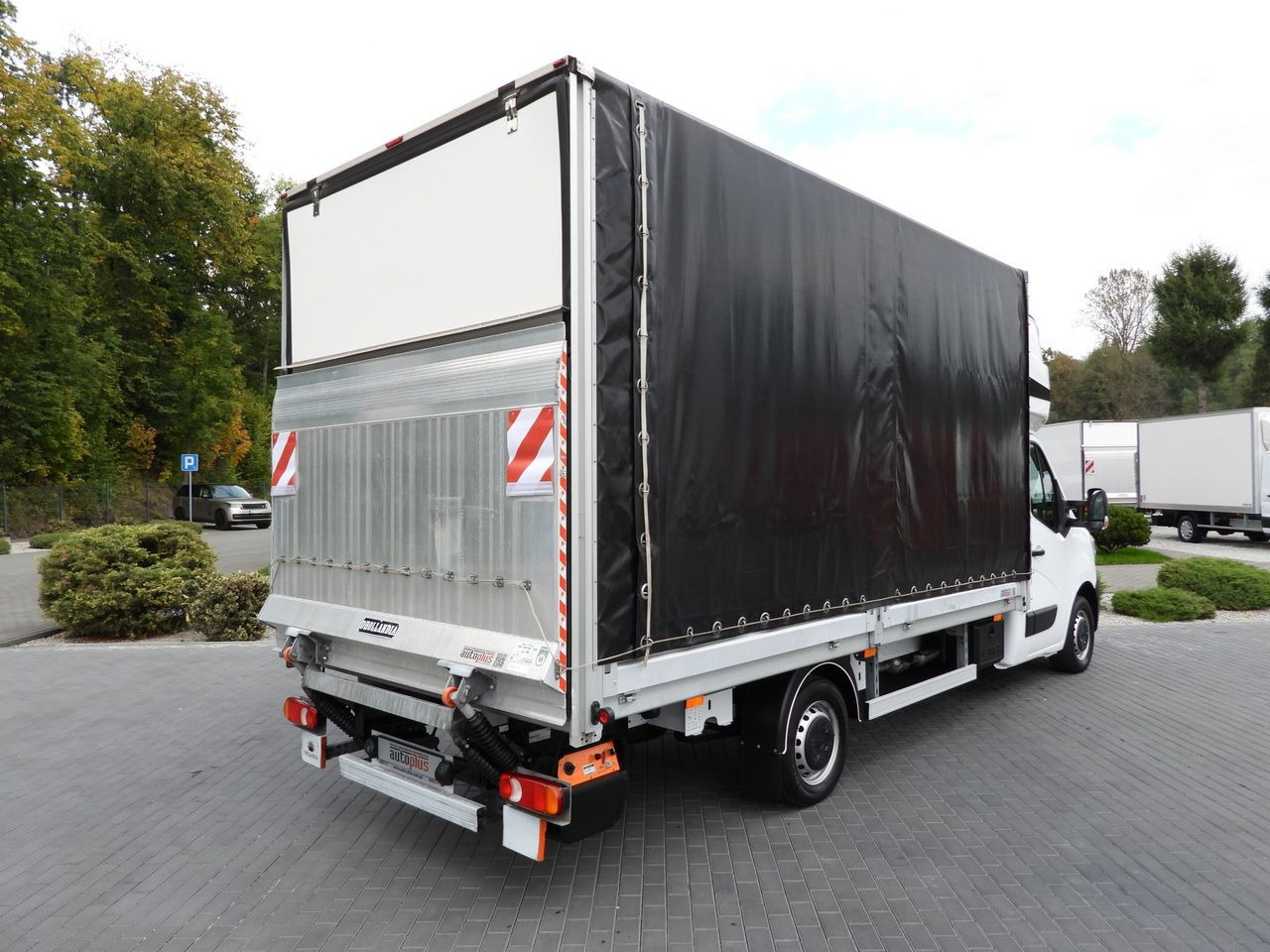 RENAULT MASTER TARPAULIN LIFT 9 PALLETS WEBASTO CRUISE CONTROL LED LIGHTS PNEUMATICS AIR CONDITIONING 165HP - Furgoneta con lona: foto 3 RENAULT MASTER TARPAULIN LIFT 9 PALLETS WEBASTO CRUISE CONTROL LED LIGHTS PNEUMATICS AIR CONDITIONING 165HP - Furgoneta con lona: foto 3