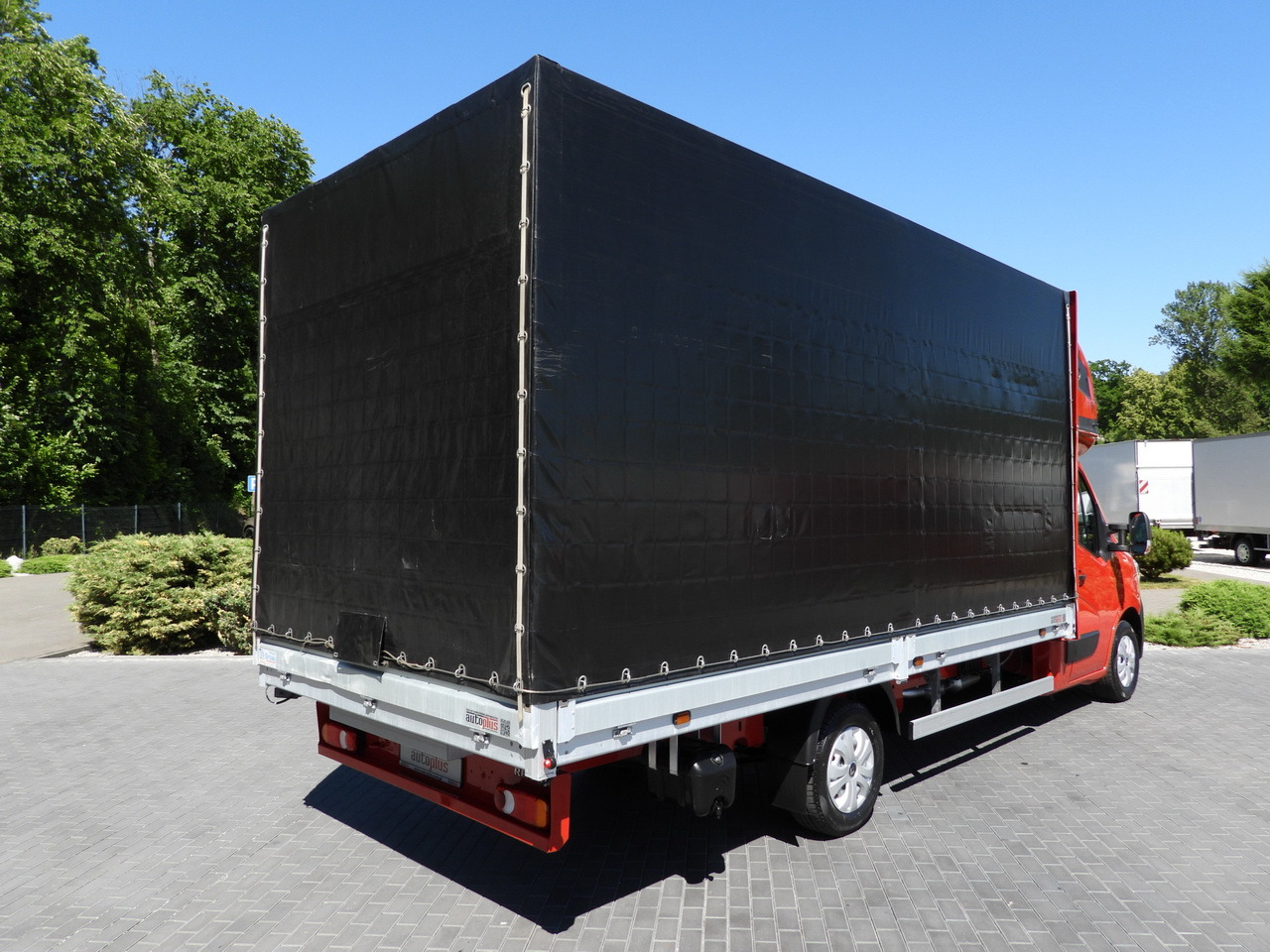 RENAULT MASTER TARPAULIN WEBASTO CRUISE CONTROL LED LIGHTS PNEUMATICS AIR CONDITIONING 165HP - Furgoneta con lona: foto 3 RENAULT MASTER TARPAULIN WEBASTO CRUISE CONTROL LED LIGHTS PNEUMATICS AIR CONDITIONING 165HP - Furgoneta con lona: foto 3