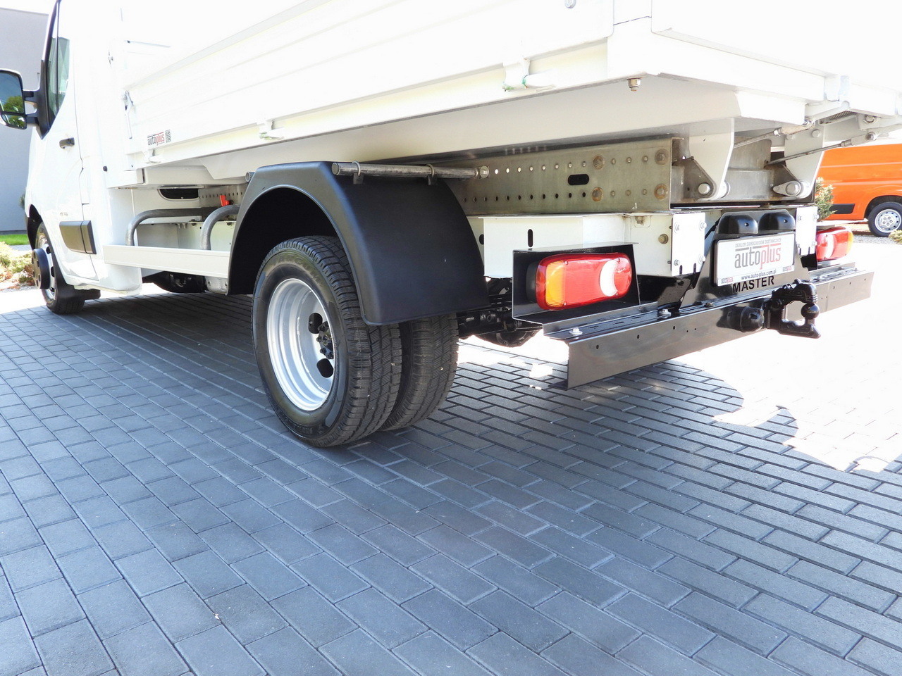 Furgoneta basculante RENAULT MASTER TIPPER CRUISE CONTROL TWIN WHEELS AIR CONDITIONING  145HP: foto 16