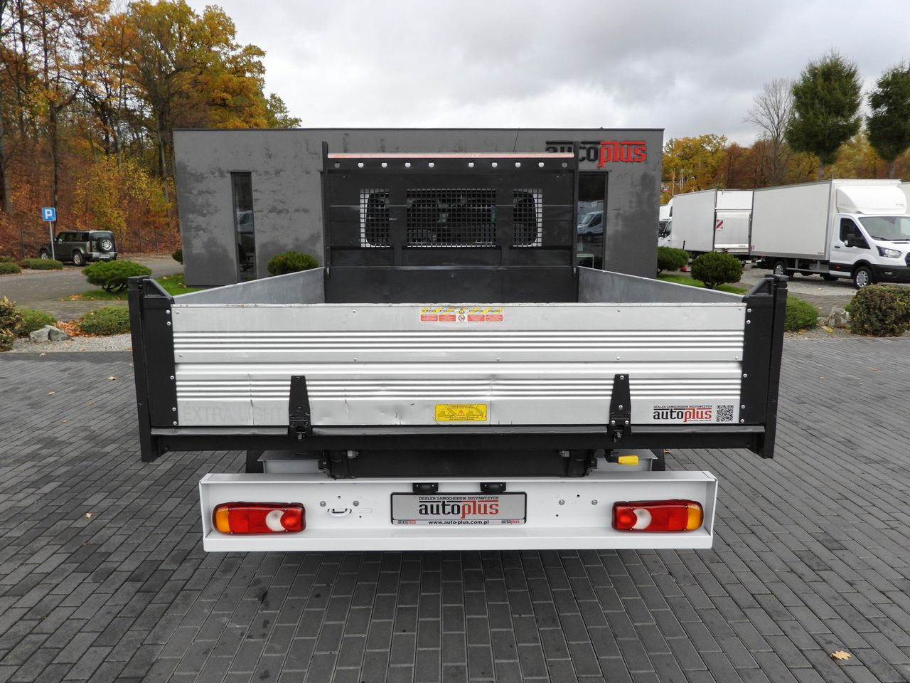 Leasing de RENAULT MASTER TIPPER DOUBLE CABIN DOKA 7 SEATS CRUISE CONTROL NAVIGATION LED LIGHTS AIR CONDITIONING  145HP RENAULT MASTER TIPPER DOUBLE CABIN DOKA 7 SEATS CRUISE CONTROL NAVIGATION LED LIGHTS AIR CONDITIONING  145HP: foto 10