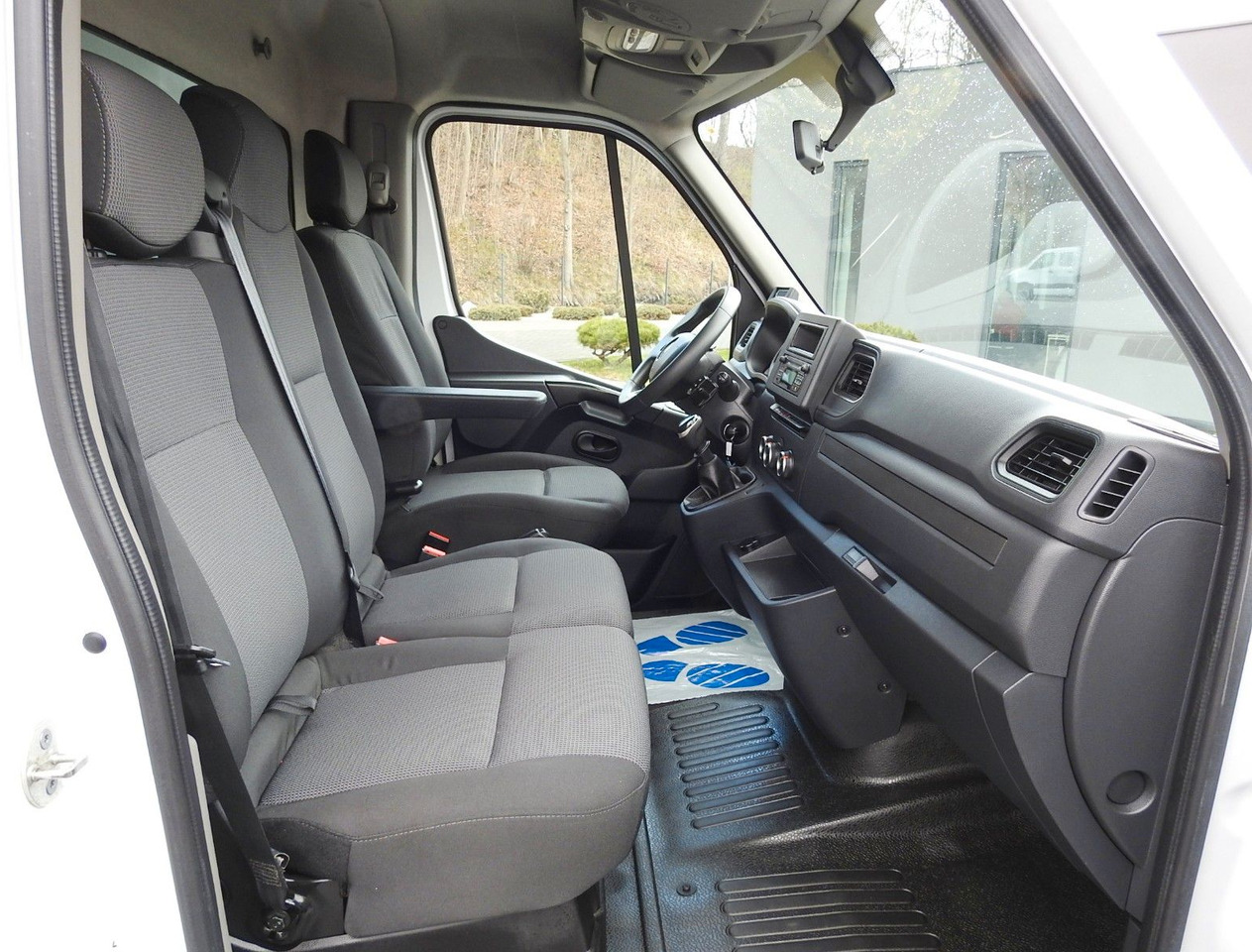 Leasing de  Renault MASTER  KÜHLKOFFER 0*C LED LICHTER KLIMAANLAGE Renault MASTER  KÜHLKOFFER 0*C LED LICHTER KLIMAANLAGE: foto 29