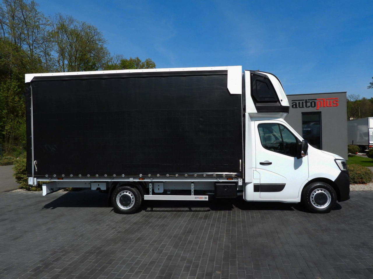Furgoneta con lona Renault MASTER  PRITSCHE PLANE 10 PALETTEN WEBASTO A/C: foto 7